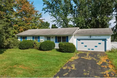 3197 Greenbrier Drive, Norton, OH 44203 - Photo 2