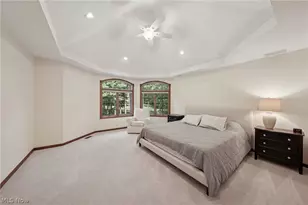 1928 4 Seasons Dr, Akron, OH 44333 - Photo 24