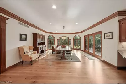 1928 Four Seasons Drive, Akron, OH 44333 - Photo 10