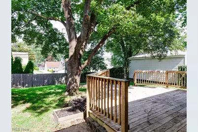 1515 Collinwood Circle, Cuyahoga Falls, OH 44221 - Photo 4