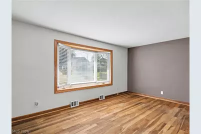 1515 Collinwood Circle, Cuyahoga Falls, OH 44221 - Photo 6