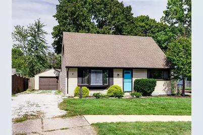1515 Collinwood Circle, Cuyahoga Falls, OH 44221 - Photo 2