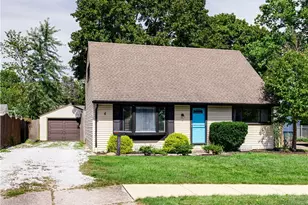 1515 Collinwood Cir, Cuyahoga Falls, OH 44221 - Photo 2