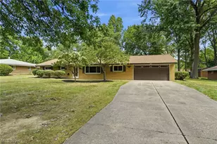 1523 Bradford Dr, Macedonia, OH 44056 - Photo 1