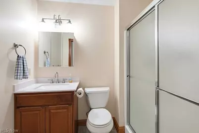 9745 Bainbridge Road, Chagrin Falls, OH 44023 - Photo 34