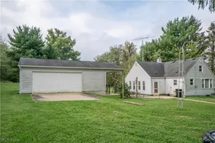 1620 Baum St SE, Canton, OH 44707 - Photo 1