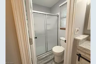 46103 New England Square #D, New Waterford, OH 44445 - Photo 10