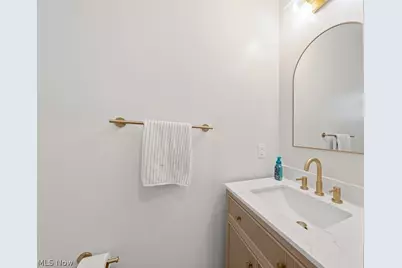 36246 Lands End Drive, North Ridgeville, OH 44039 - Photo 18