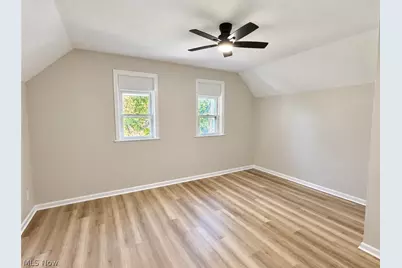 286 Alhambra Way, Akron, OH 44302 - Photo 18