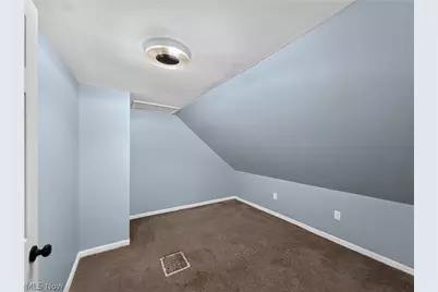 5910 Gilbert Court, Loveland, OH 44102 - Photo 10