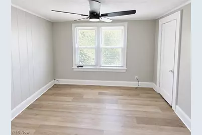 2078 18th Street SW, Akron, OH 44314 - Photo 8