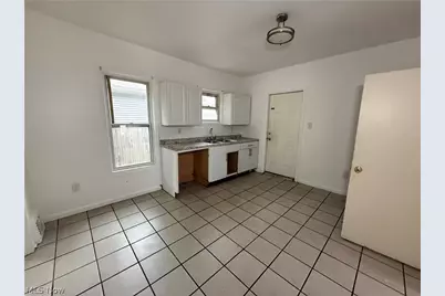 7619 Lawn Avenue, Loveland, OH 44102 - Photo 24