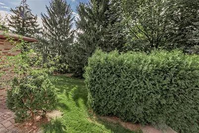 7681 Plumwood Lane, Green Hills, OH 44131 - Photo 40