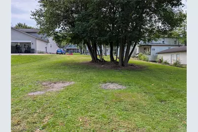 1221 Gomber Avenue, Cambridge, OH 43725 - Photo 6