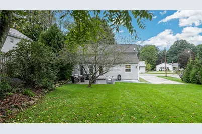 8220 Center Street, Garrettsville, OH 44231 - Photo 32