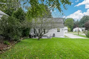 8220 Center St, Garrettsville, OH 44231 - Photo 32