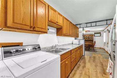 12437 National Drive, Grafton, OH 44044 - Photo 6