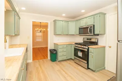 1032 Roosevelt Street NE, Massillon, OH 44646 - Photo 14