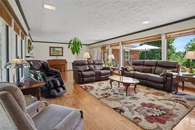 3 Meadowcrest Drive, Parkersburg, WV 26104 - Photo 6