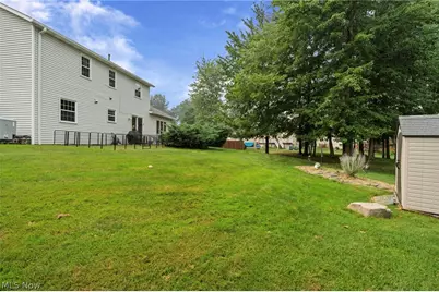 17118 Woodlawn Court, Strongsville, OH 44149 - Photo 6