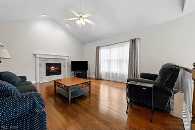 17118 Woodlawn Court, Strongsville, OH 44149 - Photo 16