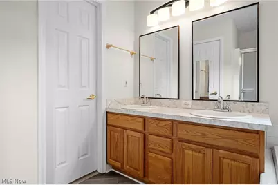 17118 Woodlawn Court, Strongsville, OH 44149 - Photo 32