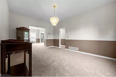 17118 Woodlawn Court, Strongsville, OH 44149 - Photo 14