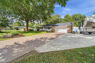 2769 Englewood Dr NE, Canton, OH 44721 - Photo 48