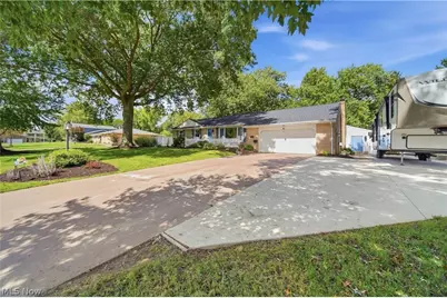 2769 Englewood Drive NE, Canton, OH 44721 - Photo 48