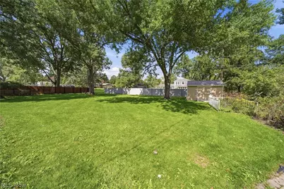 2769 Englewood Drive NE, Canton, OH 44721 - Photo 42