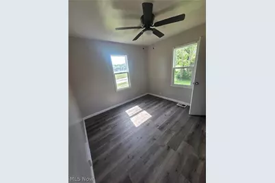 1936 Lakeview Avenue, Lorain, OH 44053 - Photo 2