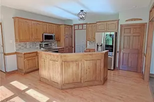 8498 Yorkshire St NW, Massillon, OH 44646 - Photo 12