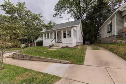1305 Big Falls Avenue, Akron, OH 44310 - Photo 2