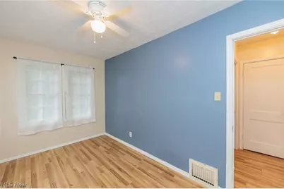 1305 Big Falls Avenue, Akron, OH 44310 - Photo 36