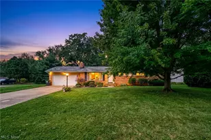 5665 Echodell Ave NW, North Canton, OH 44720 - Photo 2