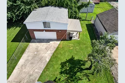 305 E 329th Street, Willowick, OH 44095 - Photo 22
