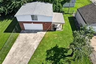 305 E 329th St, Willowick, OH 44095 - Photo 22