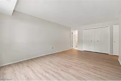 2917 N Bay Drive #M-9, Westlake, OH 44145 - Photo 20