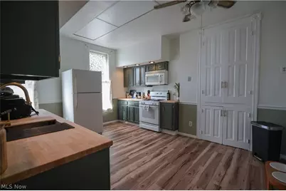 201 N 7th Street, Martins Ferry, OH 43935 - Photo 12
