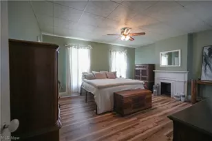 201 N 7th St, Martins Ferry, OH 43935 - Photo 28