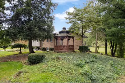 2134 Ritz Manor Drive, Uniontown, OH 44685 - Photo 12