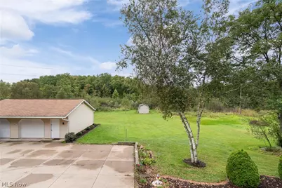 2134 Ritz Manor Drive, Uniontown, OH 44685 - Photo 6