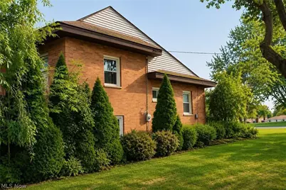 556 Clark Drive, Tallmadge, OH 44278 - Photo 2