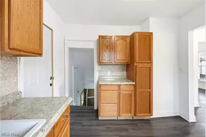 529 Hazel Place, Akron, OH 44304 - Photo 14