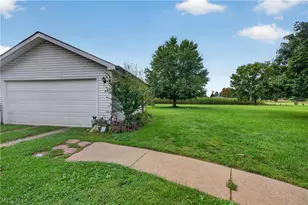 576 School St, Tuscarawas, OH 44682 - Photo 6