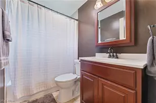 3870 Cumberland Dr, Youngstown, OH 44515 - Photo 10