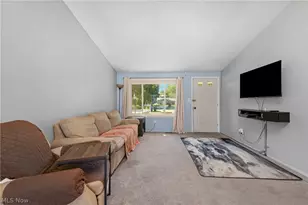 2011 Summers Ave, Streetsboro, OH 44241 - Photo 8