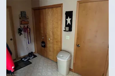 400 Park Drive SE, Brewster, OH 44613 - Photo 6
