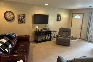 400 Park Dr SE, Brewster, OH 44613 - Photo 10