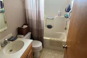 400 Park Dr SE, Brewster, OH 44613 - Photo 8